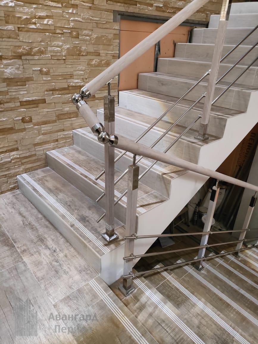 Комбинированные перила Комбинированные перила