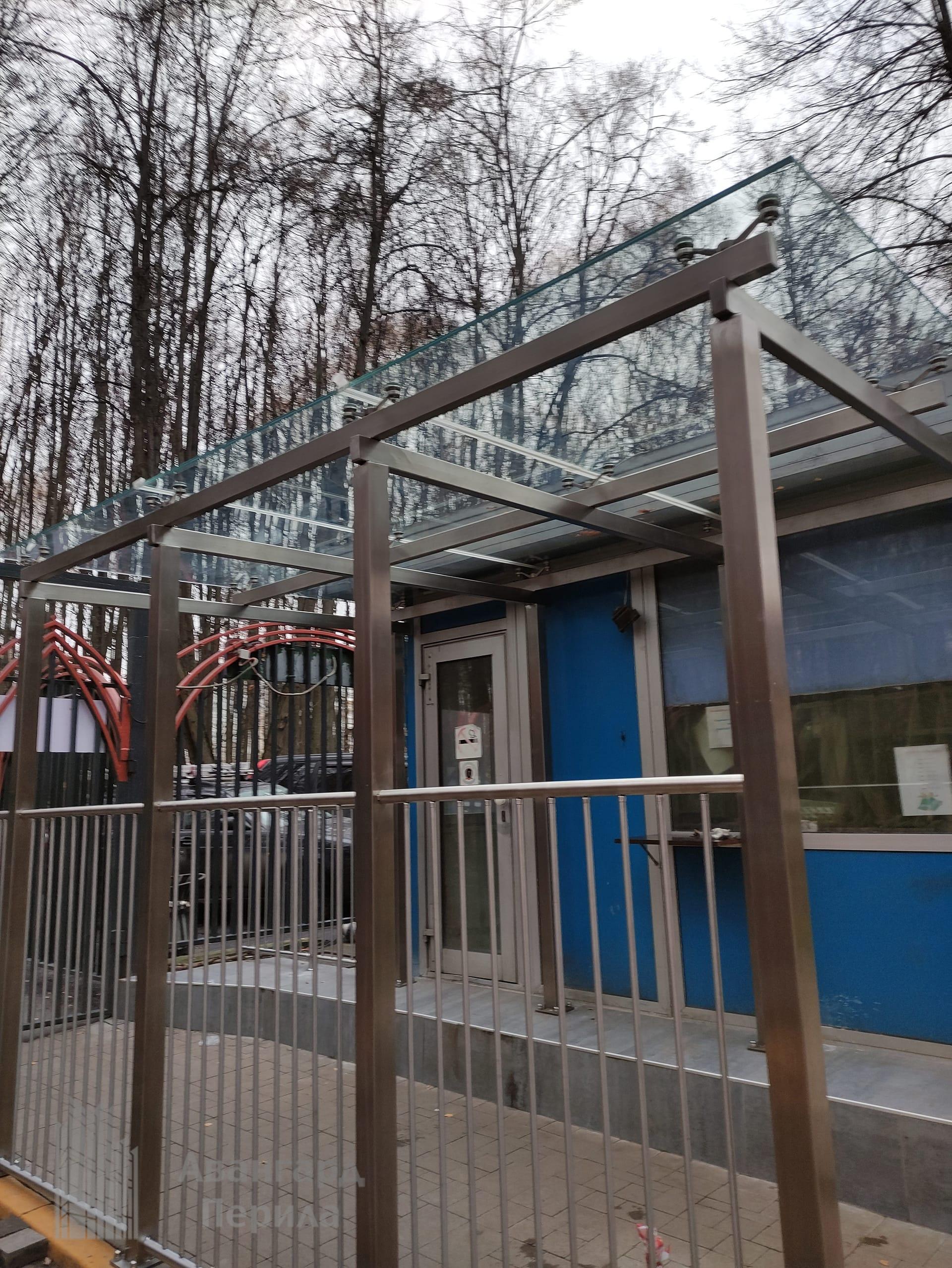 Козырьки и навесы Козырьки и навесы