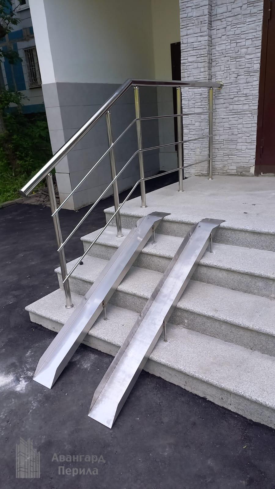 Перила с ригелями для улиц Перила с ригелями для улиц