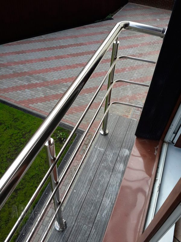 Перила для балкона