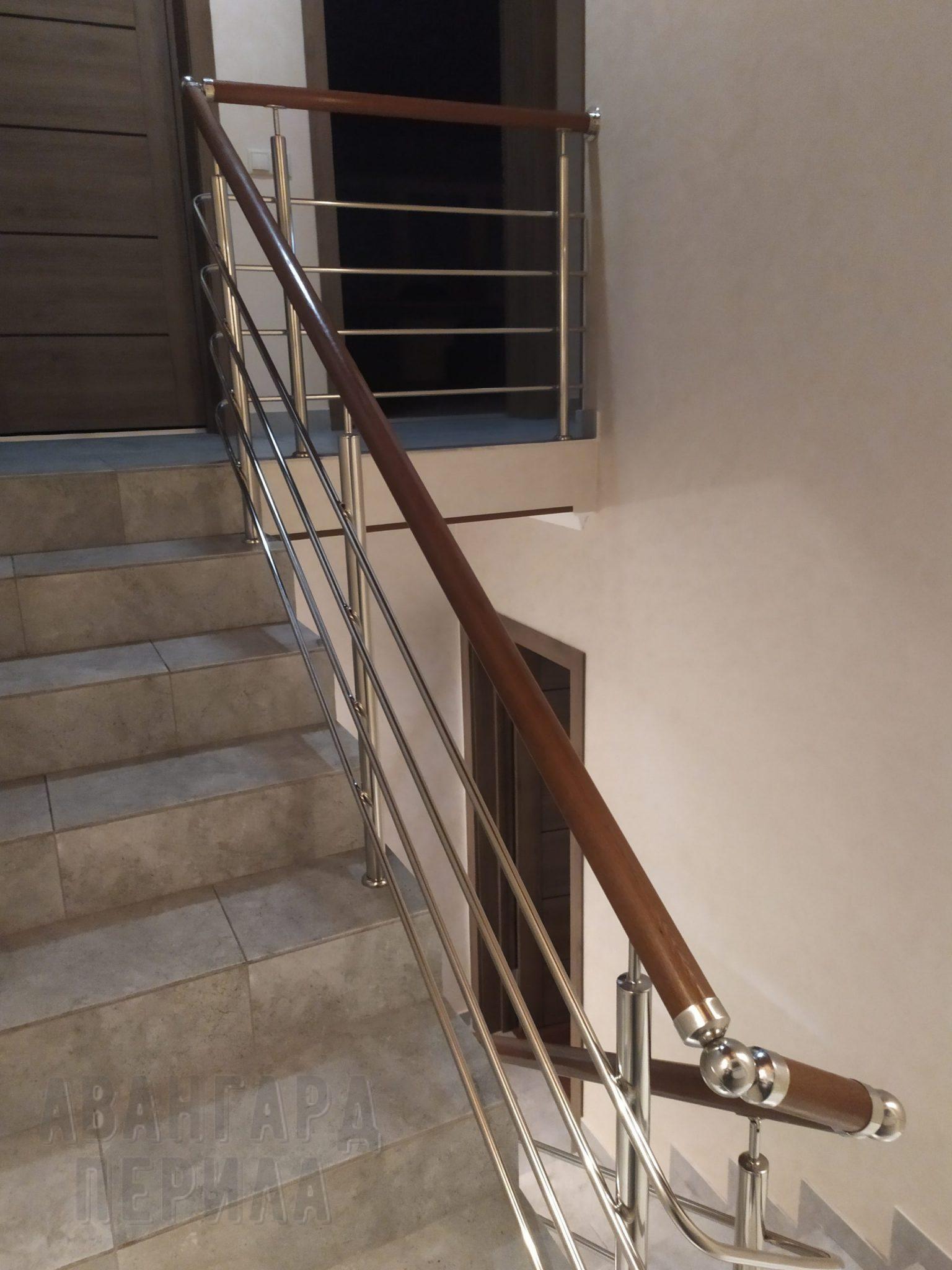 Перила с деревянным поручнем — Авангард Перила