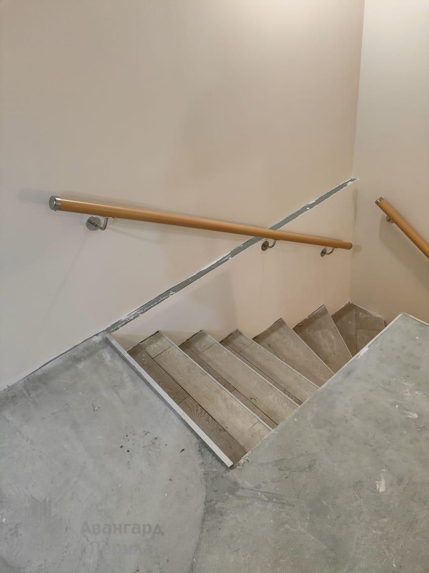 Пристенные поручни из ПВХ Пристенные поручни из ПВХ