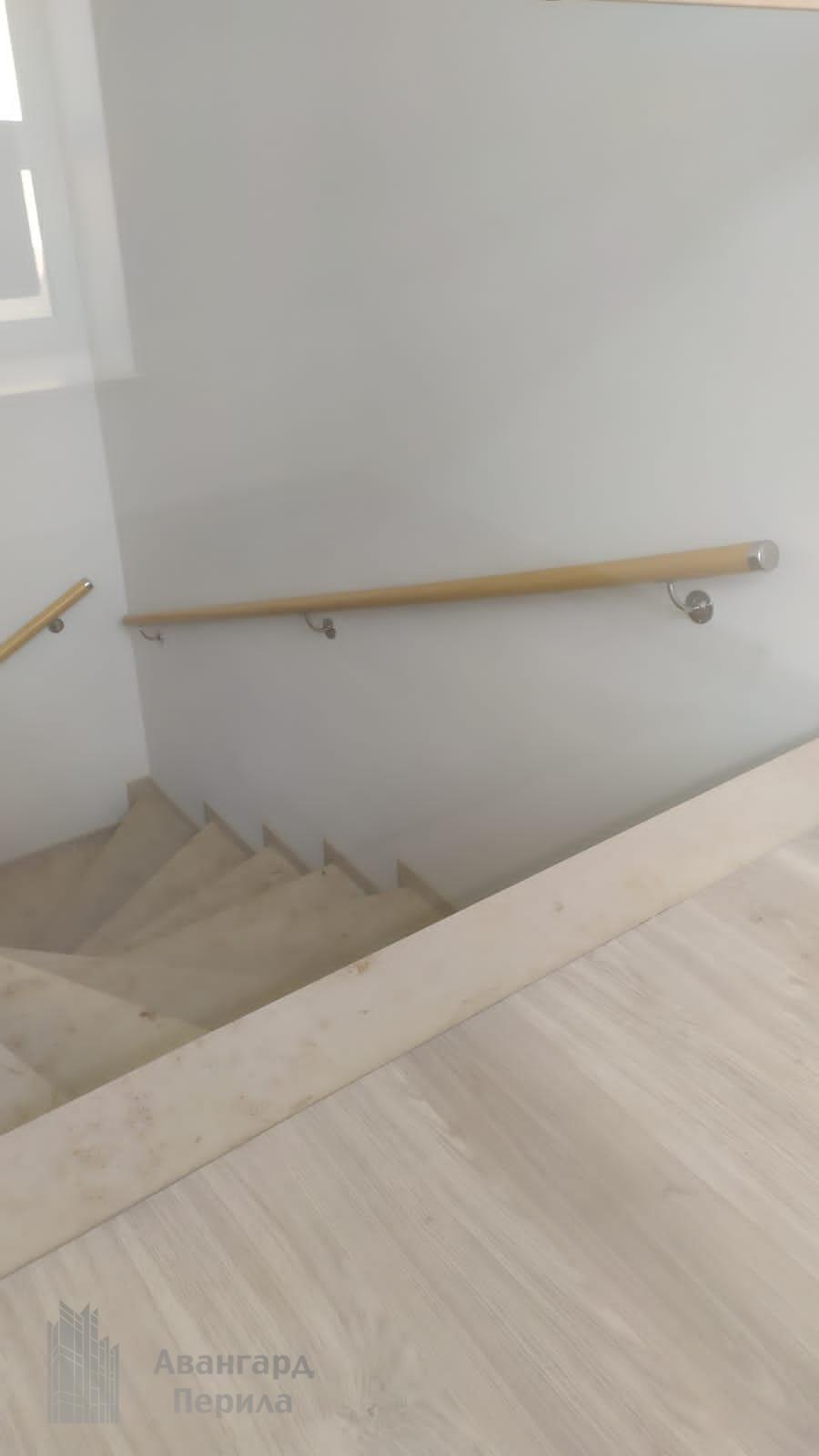 Пристенные поручни из ПВХ Пристенные поручни из ПВХ