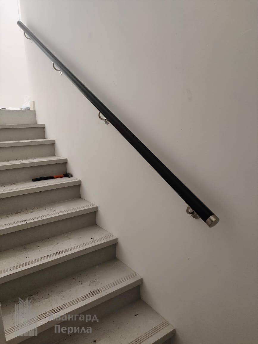 Пристенные поручни из ПВХ Пристенные поручни из ПВХ